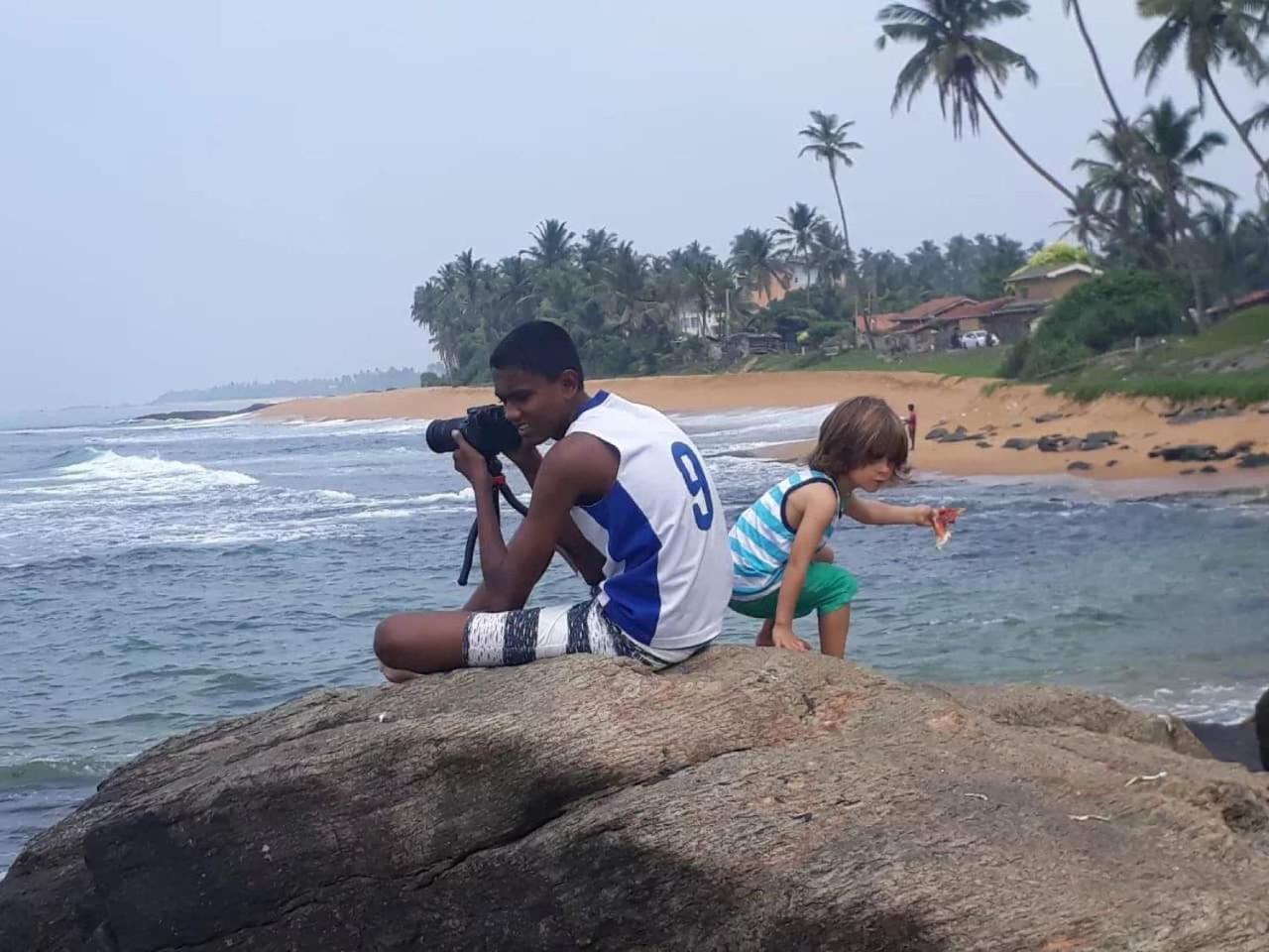 Ashen'S Beach House Boossa Ngoại thất bức ảnh