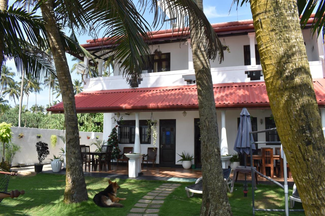 Ashen'S Beach House Boossa Ngoại thất bức ảnh
