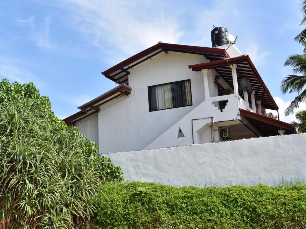 Ashen'S Beach House Boossa Ngoại thất bức ảnh